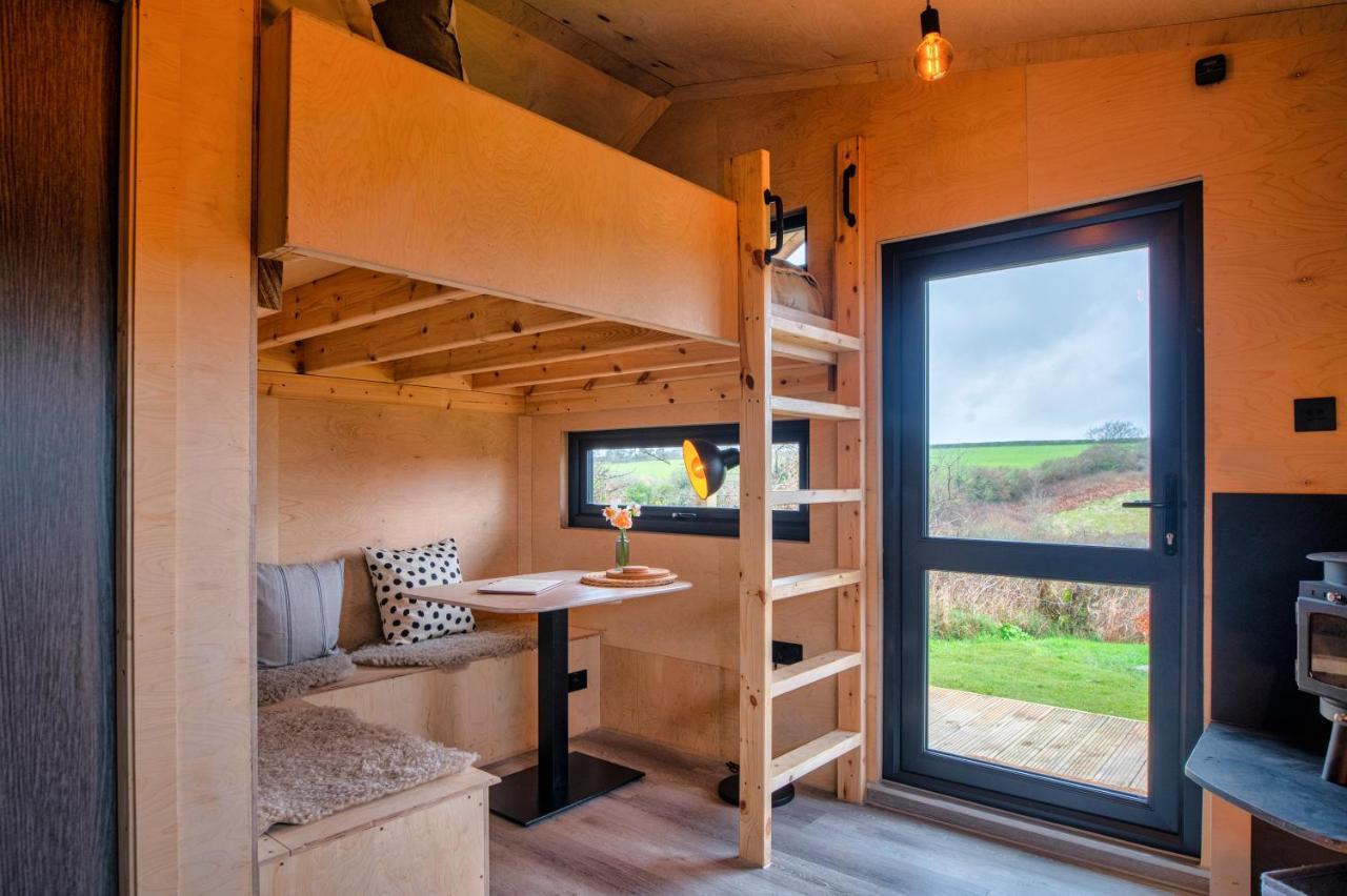 Luxury Glamping Cabin With Outdoor Bath On Cornish Flower Farm Truro Extérieur photo
