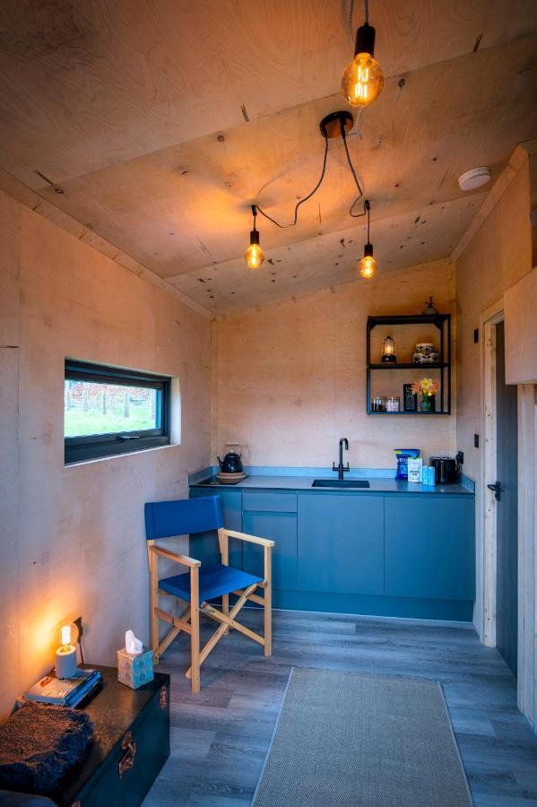 Luxury Glamping Cabin With Outdoor Bath On Cornish Flower Farm Truro Extérieur photo