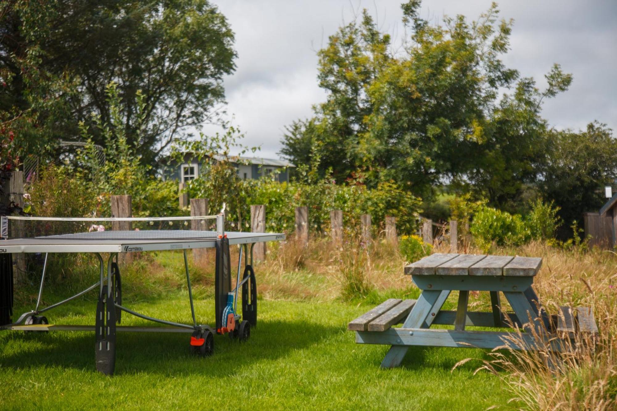Luxury Glamping Cabin With Outdoor Bath On Cornish Flower Farm Truro Extérieur photo
